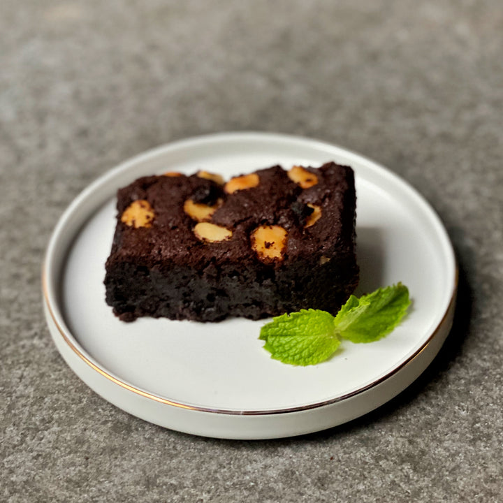 Macadamia Chocolate Brownie