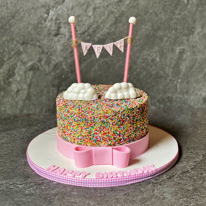 Hundreds and Thousands Kake