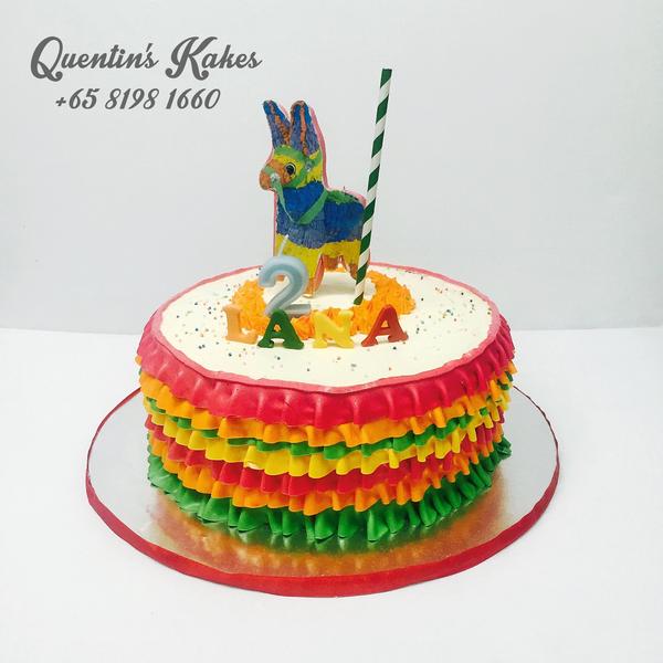 Piñata Cake (With chocolates inside)